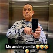 Personal cualificado para impartir clases, experto en idiomas.